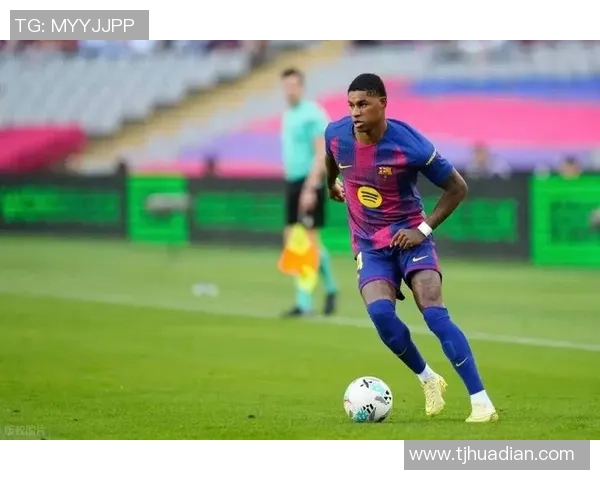 曼联或以超3000万转会费出售拉什福德巴萨未必买断英超两队已接洽